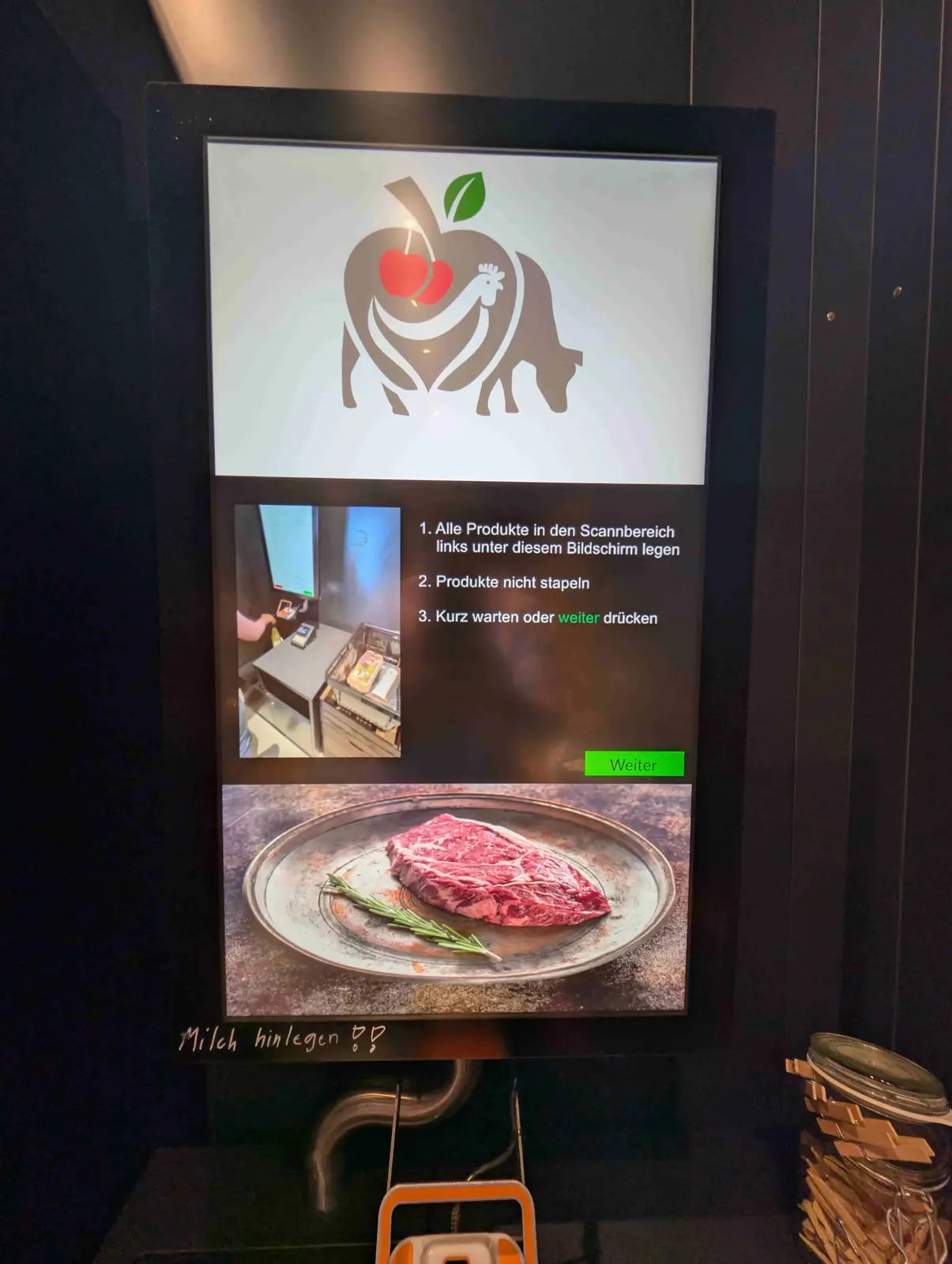 Selbstbedienungs-Terminal im SmartStore